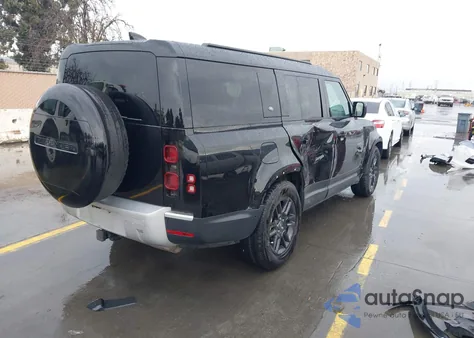 2024 Land Rover Defender 130 P300 S z USA, uszkodzony, nr VIN SALEJFFU8R2311279